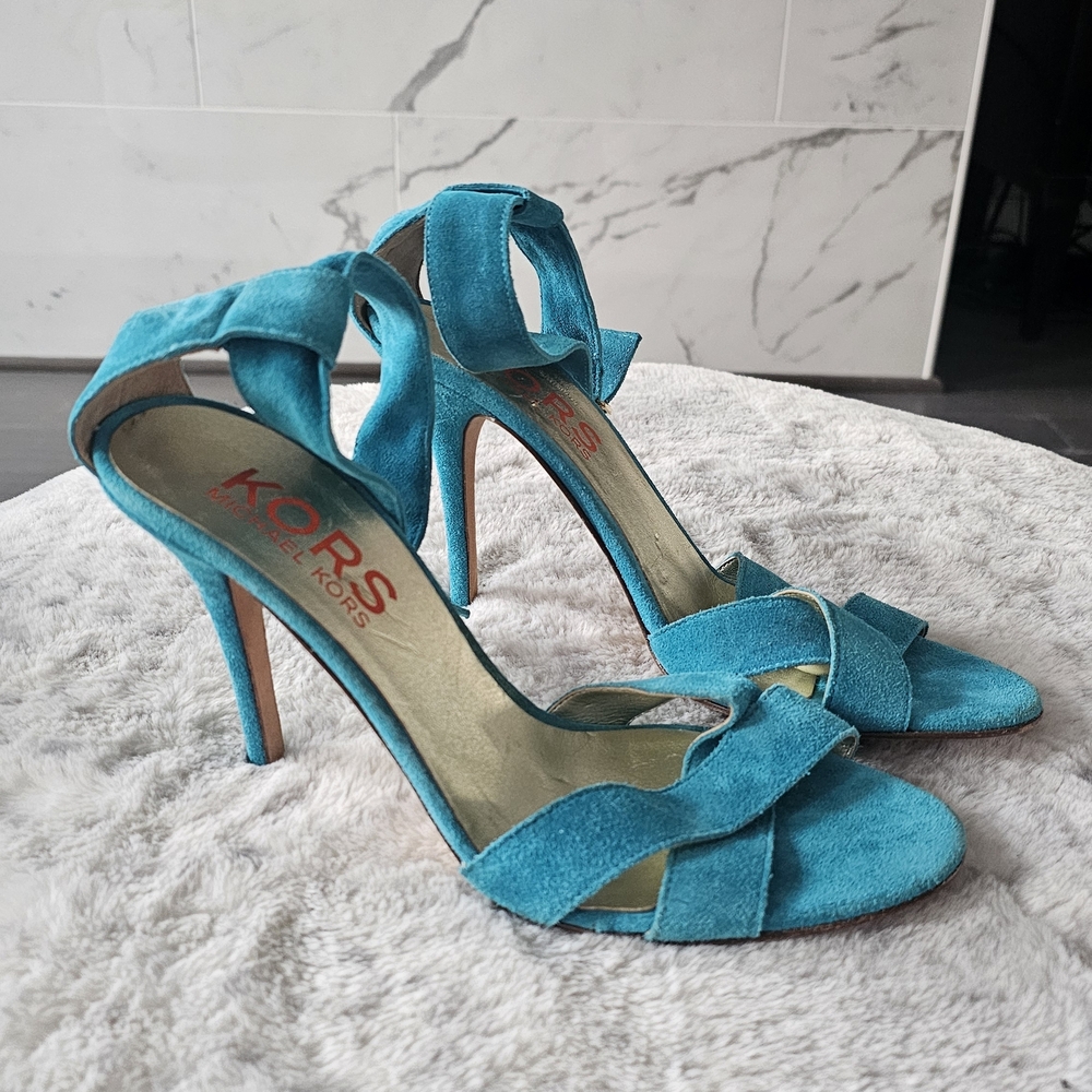 KORS Michael Kors Turquoise / Teal Suede Heels - 8.5 - Never Worn